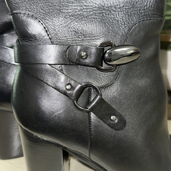 Tahari FELIX Black Knee High Block Heeled Boots Size 8M WIDE CALF - Picture 3 of 6